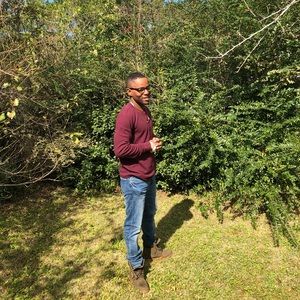 Meet your Posher, Adriel